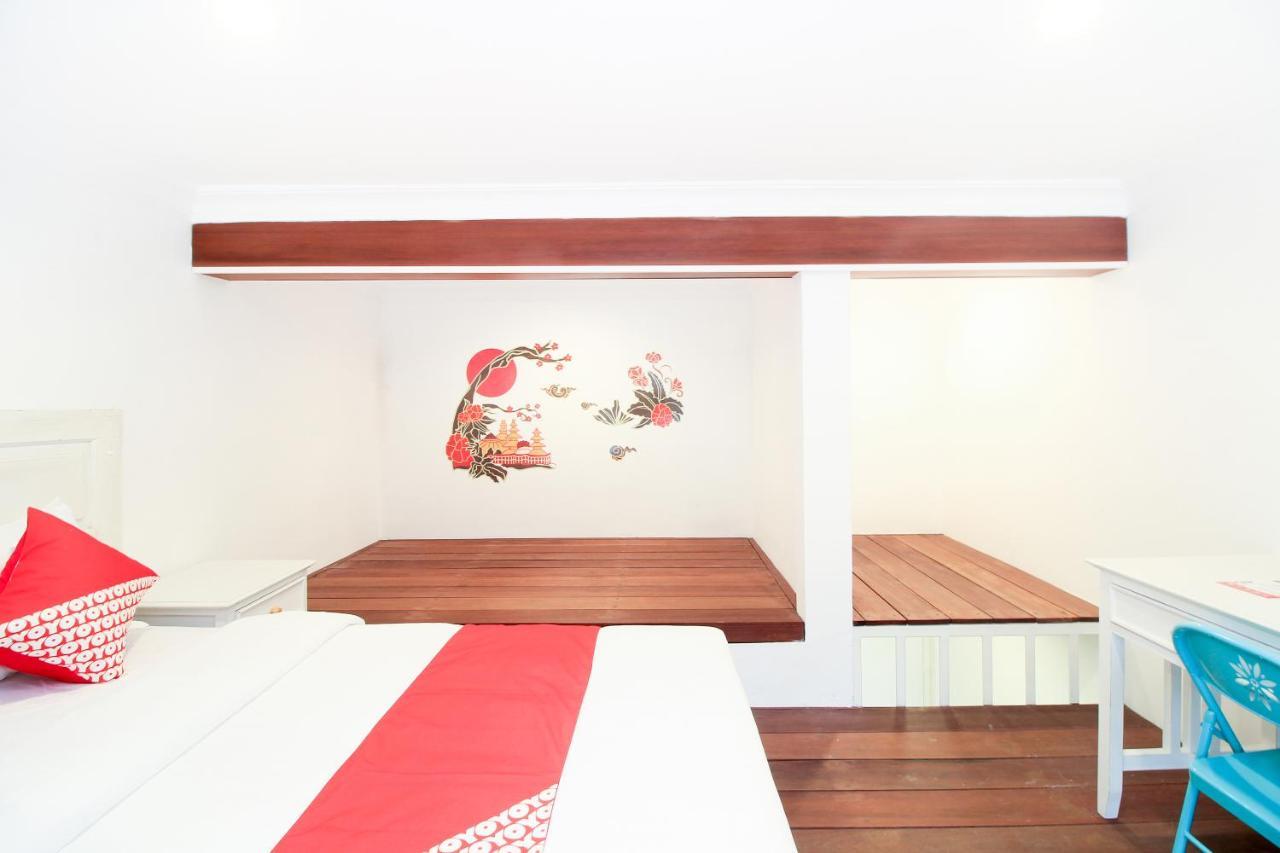 Oyo 204 Blessing Residence 수라바야 외부 사진